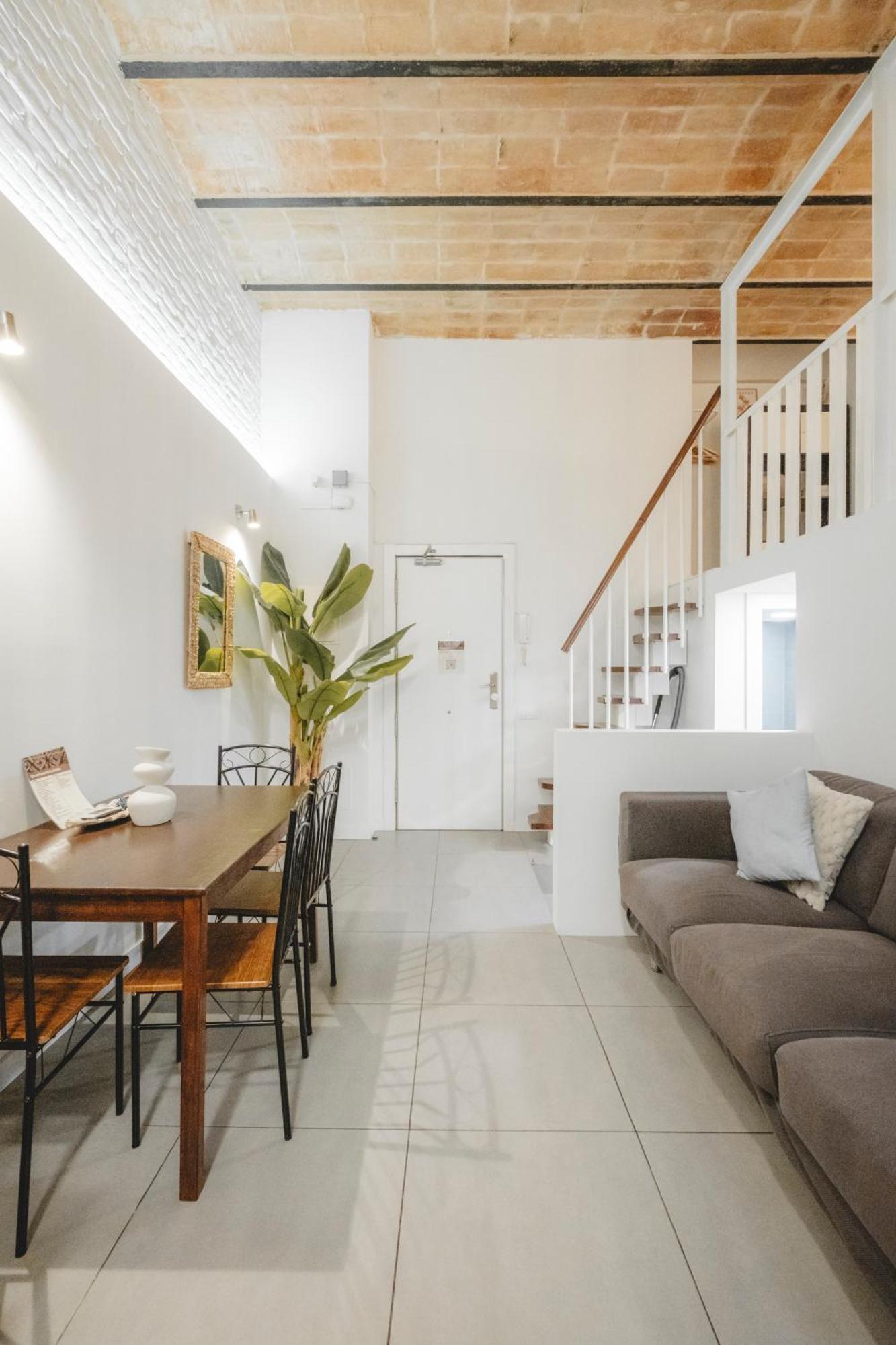 Chic Poble Nou Loft Terrace & Close To The Apartamento